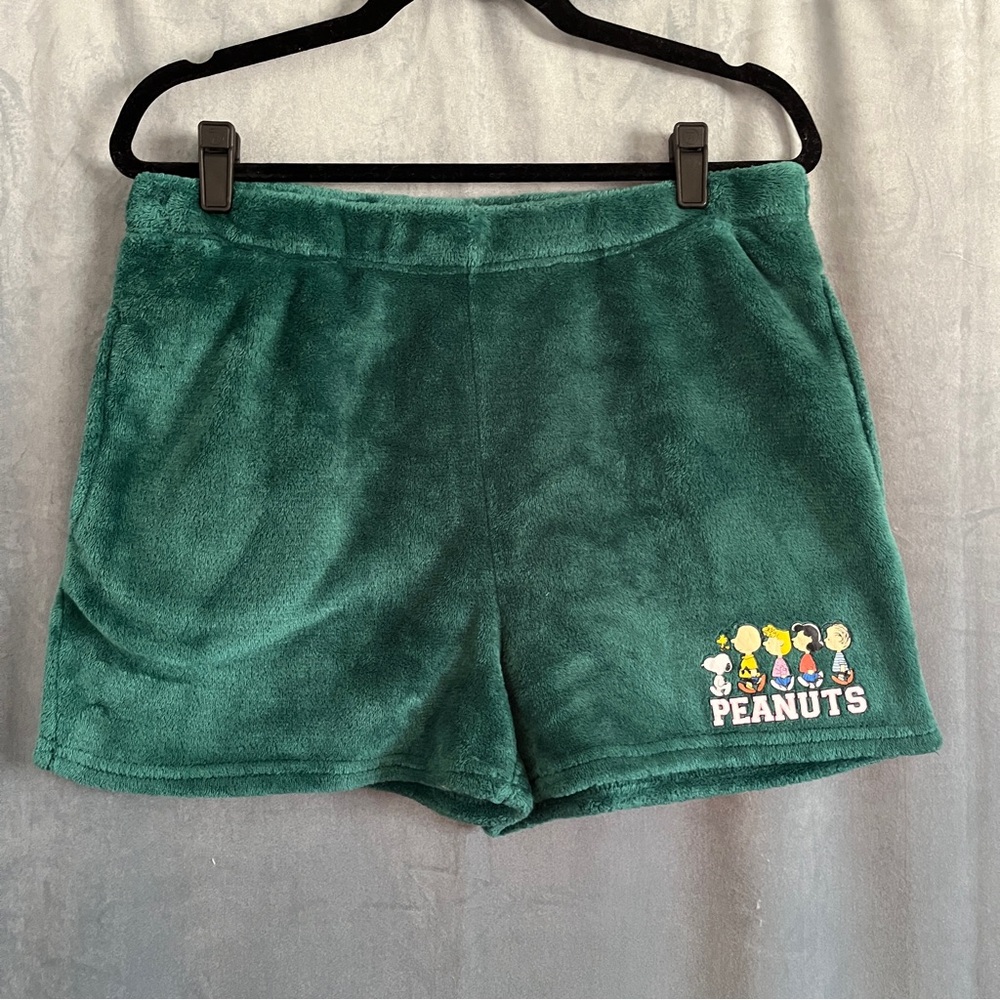 Peanuts Logo Charlie Brown Fuzzy Soft Green Women’s Lounge Shorts Terry Cloth